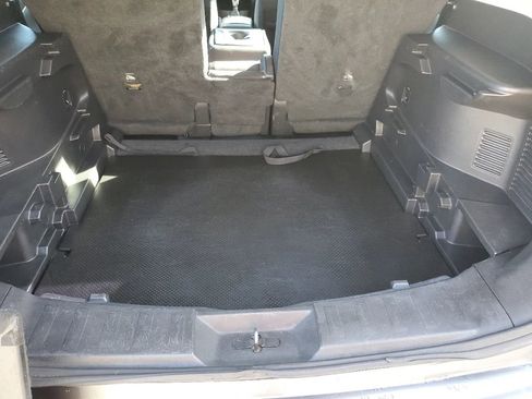 Used 2017 Nissan Rogue SV image 4