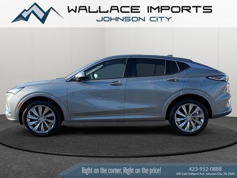 Used 2024 Buick Envista Avenir FWD image 1