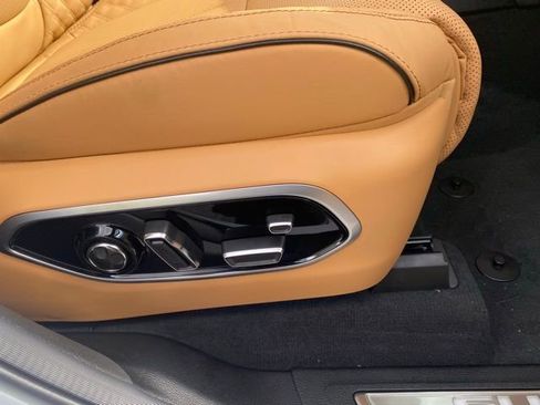 New 2025 Jeep Grand Cherokee Summit image 30