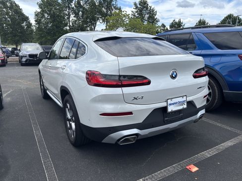 Used 2025 BMW X4 xDrive30i AWD/4WD image 8