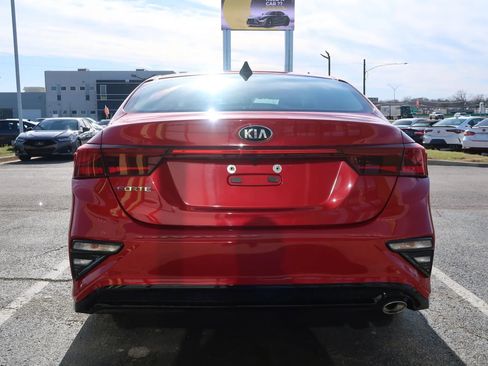 Used 2019 Kia Forte LXS image 9