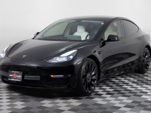 Used 2022 Tesla Model 3 Performance AWD/4WD image 2