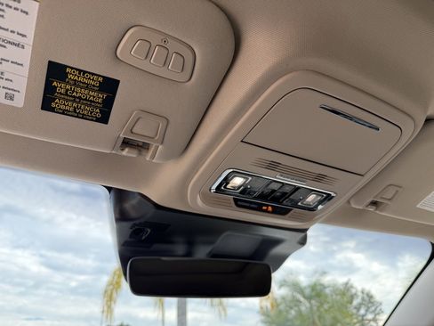 Used 2024 Lincoln Corsair Premiere w/ Equipment Group 102A image 17