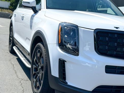 Used 2022 Kia Telluride EX w/ EX Premium Package AWD/4WD image 4