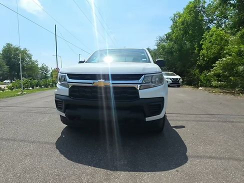 Used 2022 Chevrolet Colorado W/T w/ WT Convenience Package RWD image 2