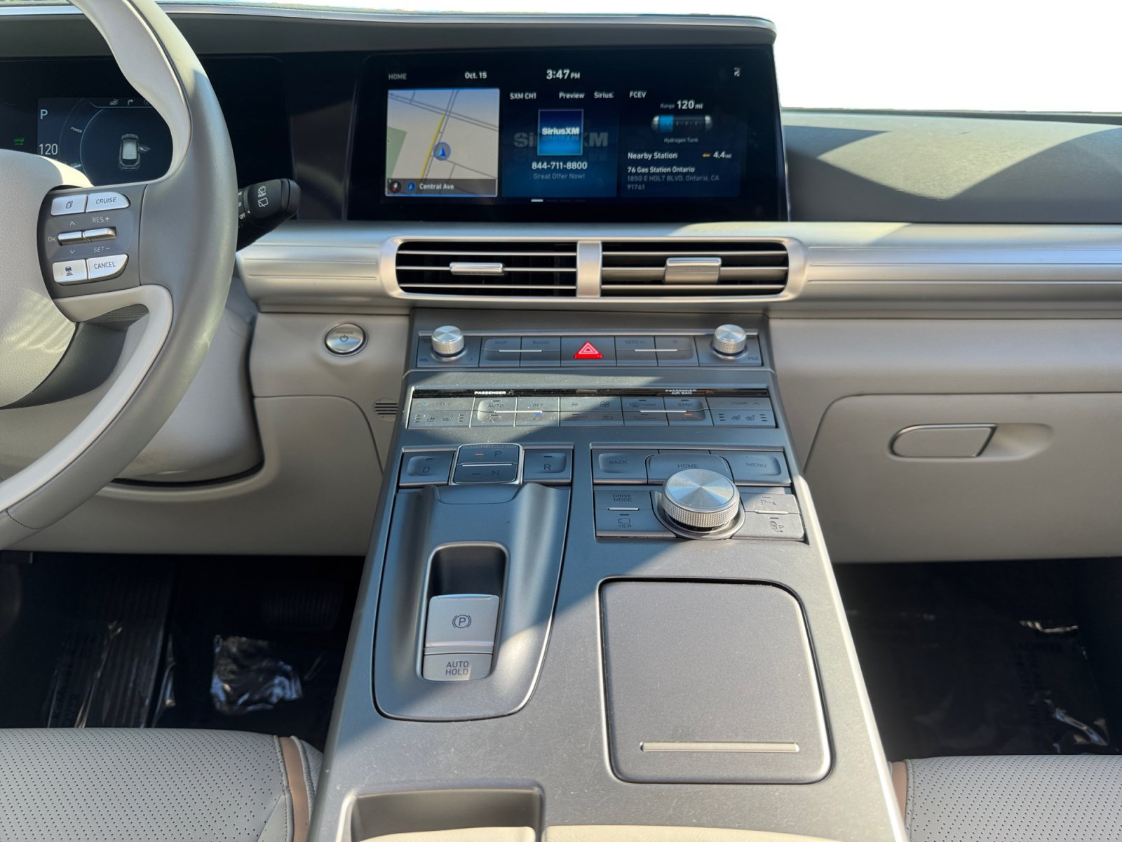 Used 2020 Hyundai Nexo Limited FWD image 11