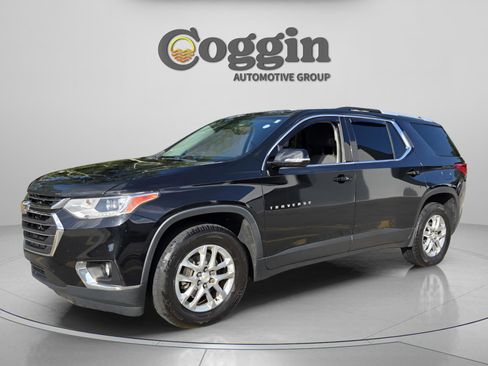 Used 2018 Chevrolet Traverse LT FWD image 1