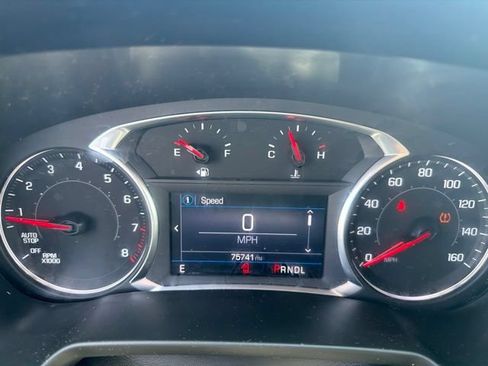Used 2019 Chevrolet Blazer LT FWD image 16