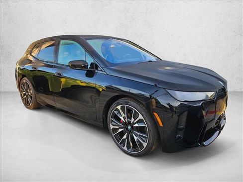 New 2026 BMW iX M70 image 5