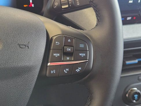 New 2025 Ford Maverick XLT w/ XLT Luxury Package FWD image 14