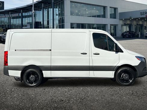 New 2025 Mercedes-Benz Sprinter 2500 image 3