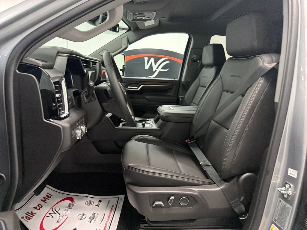 New 2026 GMC Sierra 2500 Denali AWD/4WD image 11