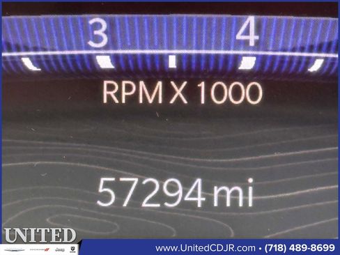 Used 2023 Jeep Grand Cherokee L Laredo image 32