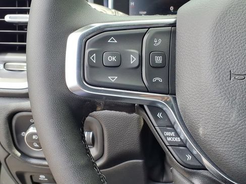 Used 2026 RAM 1500 Laramie w/ Advanced Safety Group II AWD/4WD image 9