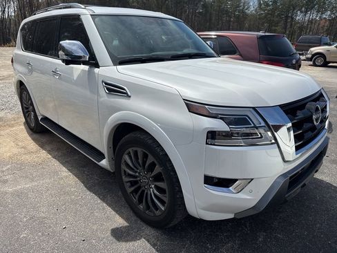 Used 2023 Nissan Armada Platinum w/ Cargo Package image 9