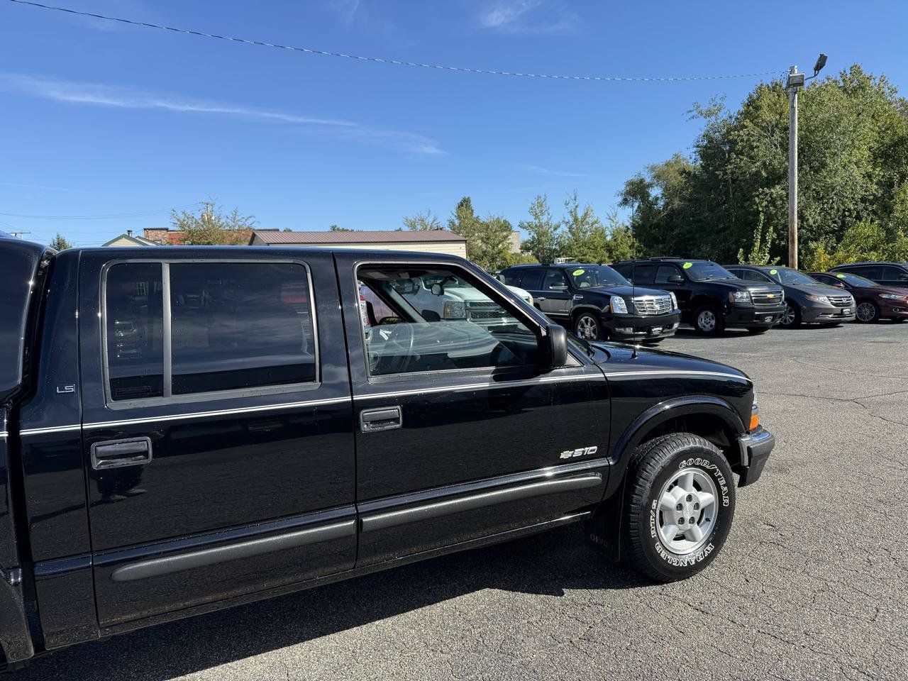 Used 2001 Chevrolet S10 Pickup LS AWD/4WD image 18