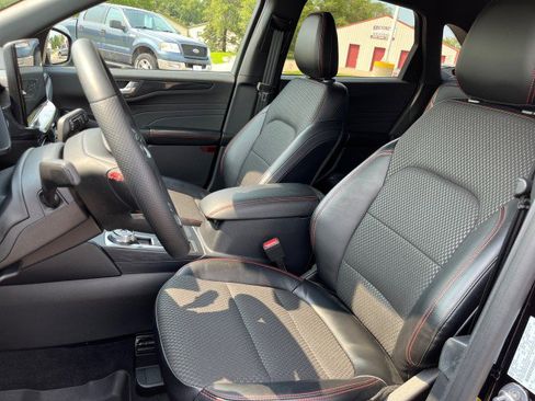 Used 2023 Ford Escape ST-Line Select w/ Tech Pack #2 image 10