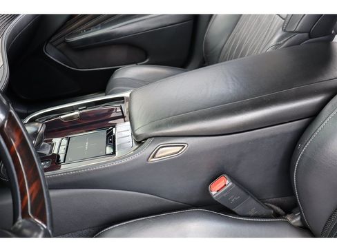 Used 2018 Lexus LS 500 AWD w/ Interior Upgrade Package image 19