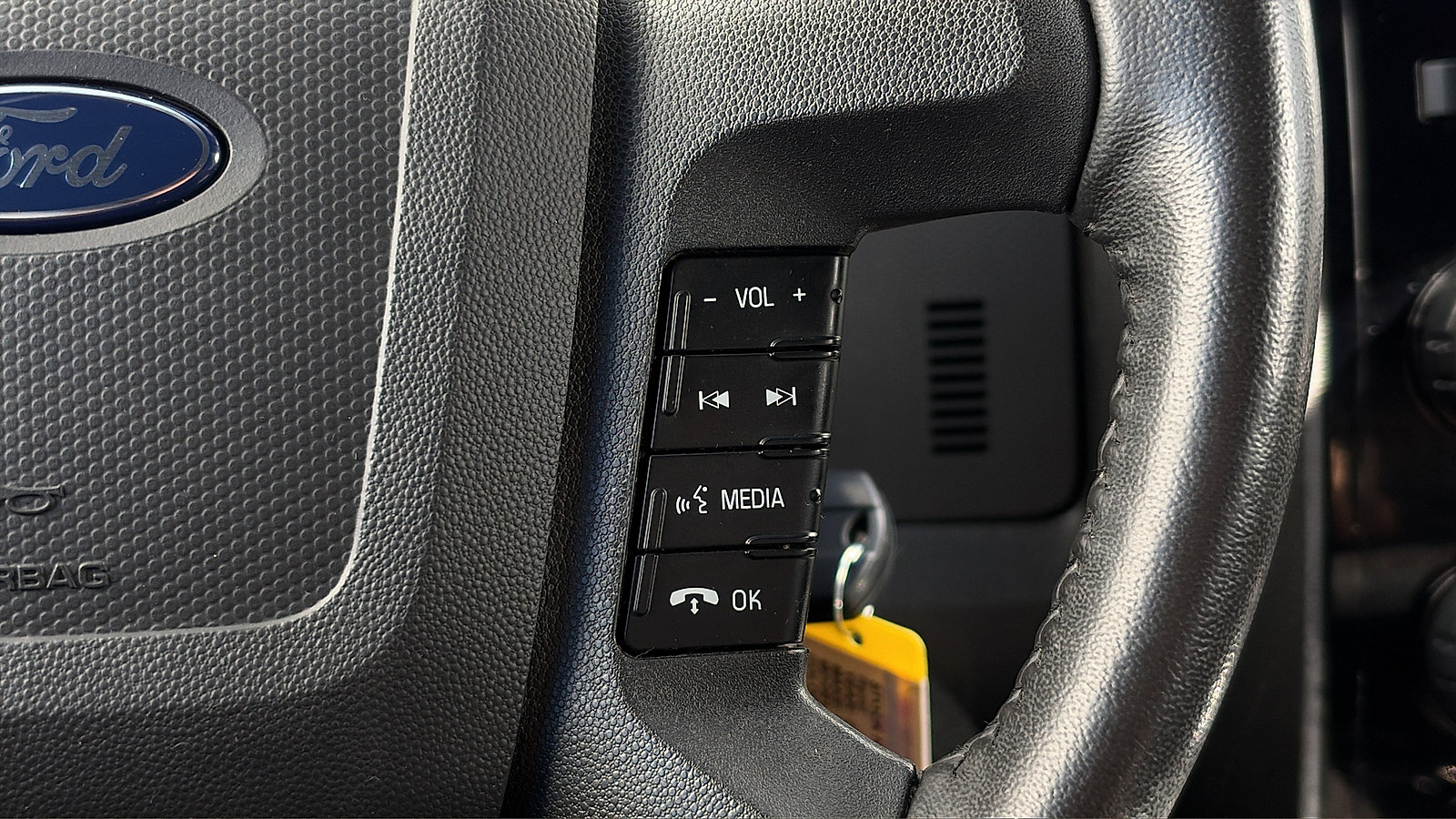 Used 2011 Ford Escape Limited AWD/4WD image 12