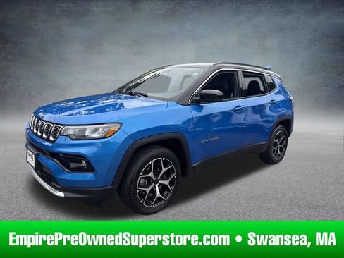 Used 2025 Jeep Compass Limited AWD/4WD image 1