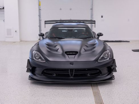 Used 2017 Dodge Viper GTC w/ ACR Package RWD image 3