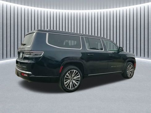 Used 2024 Jeep Grand Wagoneer L Series III image 9