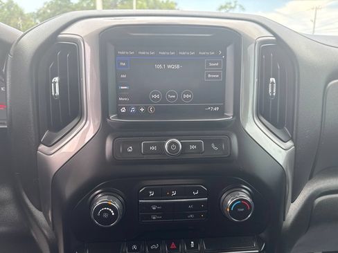 Used 2022 Chevrolet Silverado 1500 Custom AWD/4WD image 11