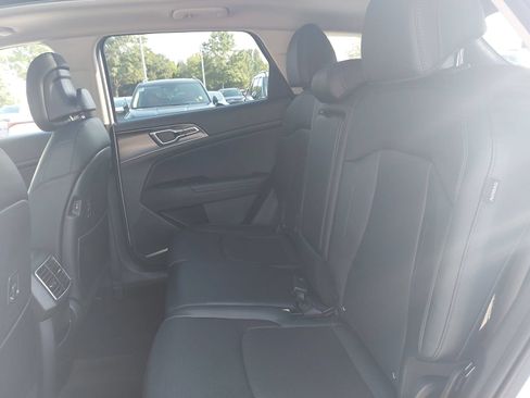 Used 2025 Kia Sportage EX w/ Premium Package FWD image 13