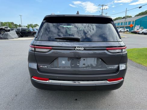 Used 2025 Jeep Grand Cherokee Laredo X w/ Luxury Tech Group I AWD/4WD image 6