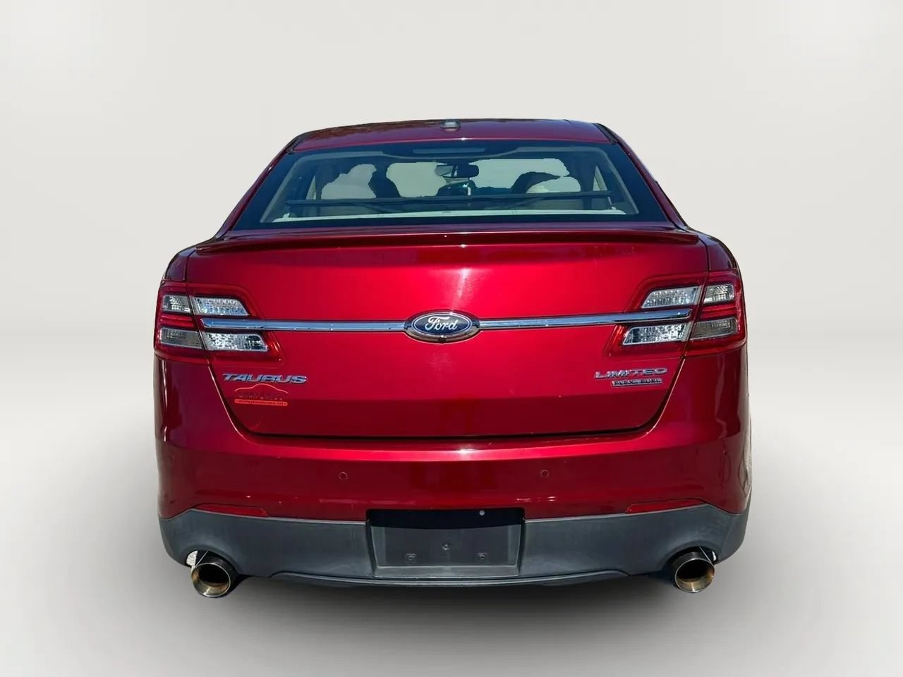 Used 2017 Ford Taurus Limited FWD image 3