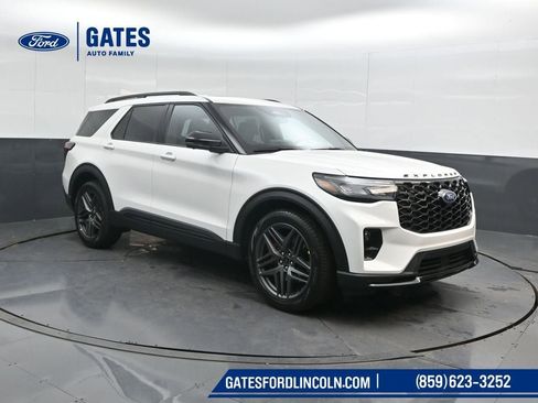 New 2026 Ford Explorer ST w/ Sun And Sound Package image 4