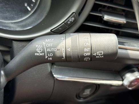 Used 2024 MAZDA CX-30 AWD 2.5 S w/ Preferred Package image 17