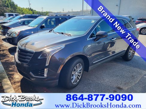 Used 2017 Cadillac XT5 Luxury w/ Driver Awareness Package FWD image 1