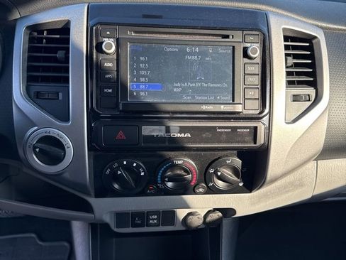 Used 2015 Toyota Tacoma 4x4 Access Cab V6 w/ TRD Off-Road Package image 14