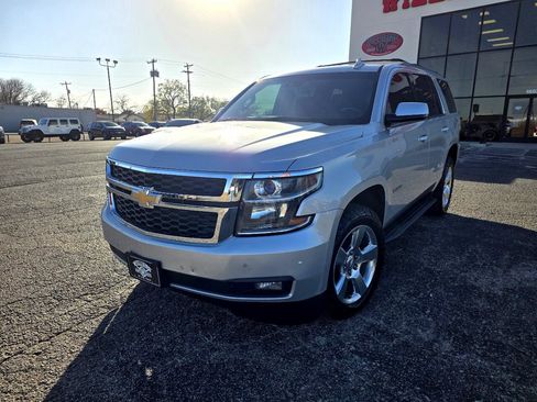 Used 2016 Chevrolet Tahoe LT image 3