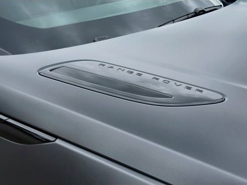 New 2026 Land Rover Range Rover Velar Belgravia AWD/4WD image 45