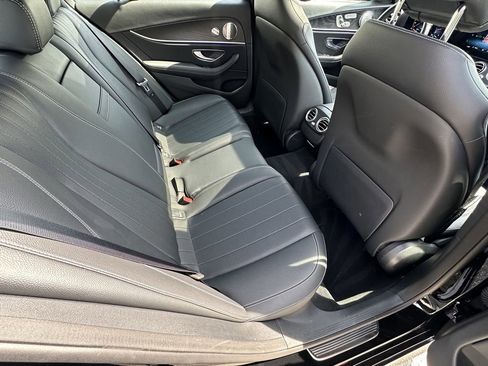 Certified 2022 Mercedes-Benz E 350 4MATIC Sedan image 17