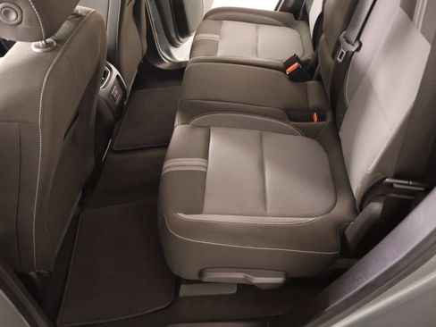 Used 2025 Chevrolet Blazer LT FWD image 12