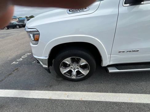 Used 2019 RAM 1500 Laramie AWD/4WD image 25