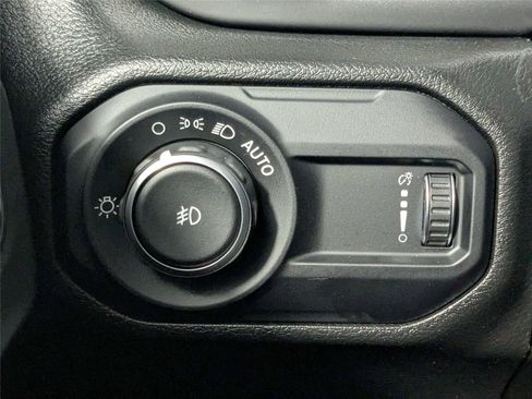 Used 2023 Jeep Wrangler Unlimited Sport AWD/4WD image 15