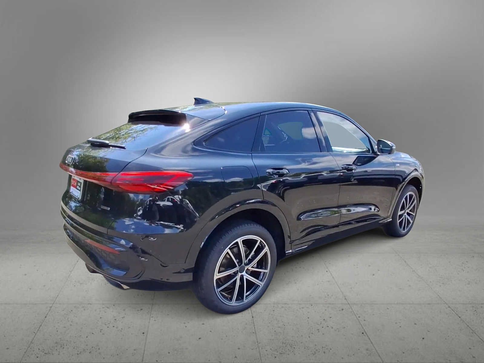 New 2026 Audi Q5 Premium Plus AWD/4WD image 8