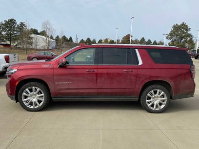 Used 2023 Chevrolet Suburban High Country w/ Premium Package 2