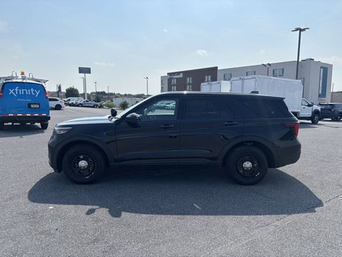 New 2025 Ford Explorer 4WD Police Interceptor image 2