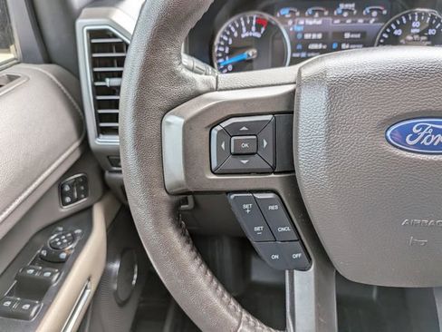 Used 2020 Ford Expedition XLT w/ Equipment Group 202A RWD image 16