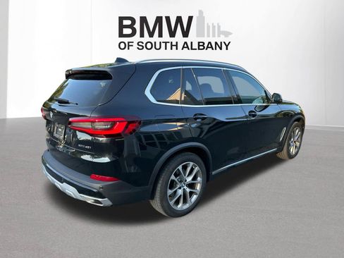 Used 2023 BMW X5 xDrive40i w/ Premium Package AWD/4WD image 5