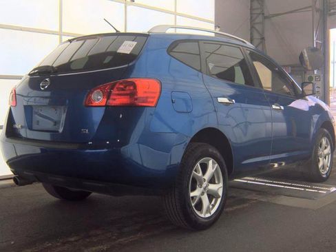 Used 2010 Nissan Rogue SL FWD image 4