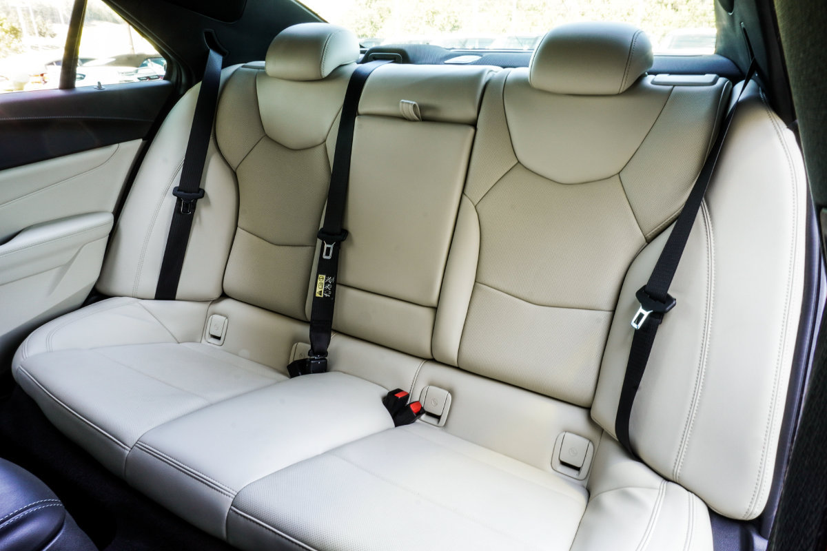Used 2021 Cadillac CT4 Premium Luxury RWD image 35