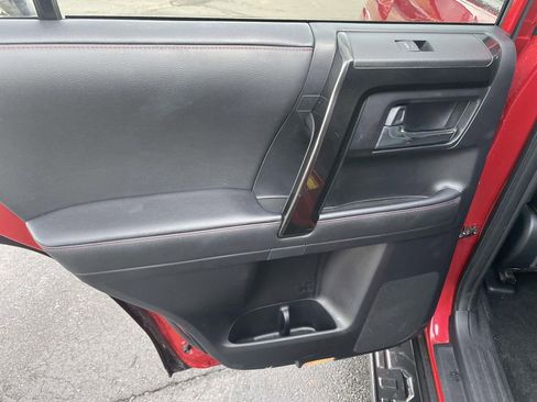 Used 2024 Toyota 4Runner TRD Off-Road Premium image 21