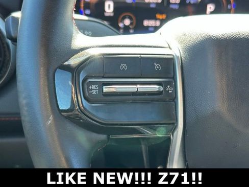 Used 2025 Chevrolet Colorado Z71 image 21