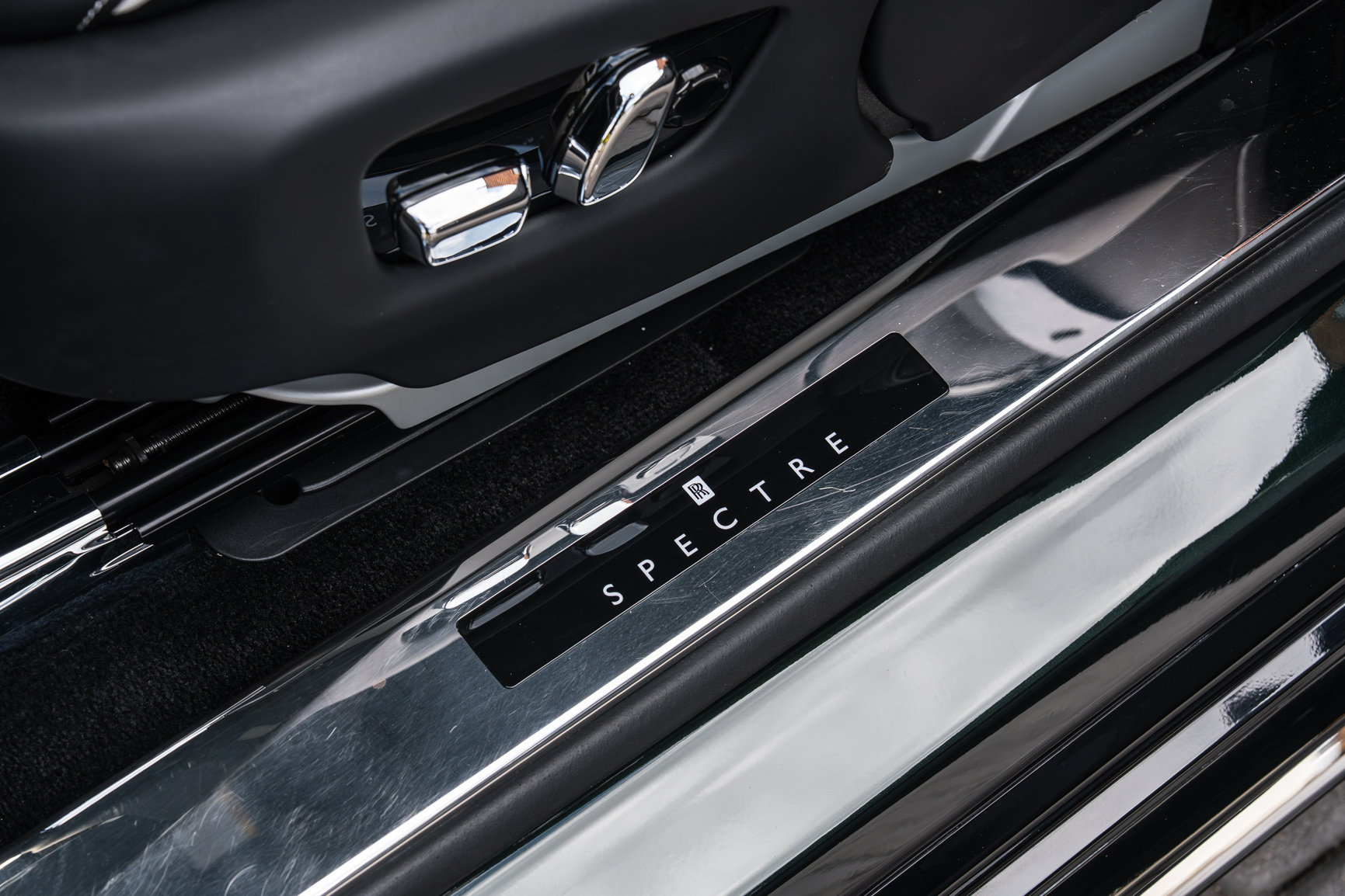 Used 2024 Rolls-Royce Spectre w/ Spectre Launch Package AWD/4WD image 9